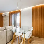 Urban Chic Terrace & View By Pikhost
