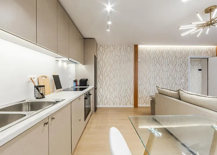 Urban Chic Terrace & View By Pikhost *