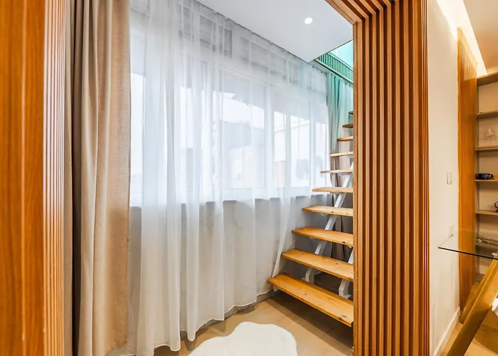 Urban Chic Terrace & View By Pikhost