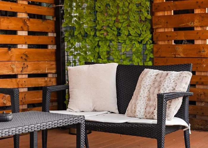 Urban Chic Terrace & View By Pikhost